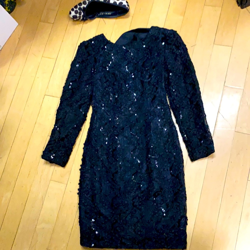 HW collections black lace and sequins cocktail 👗
